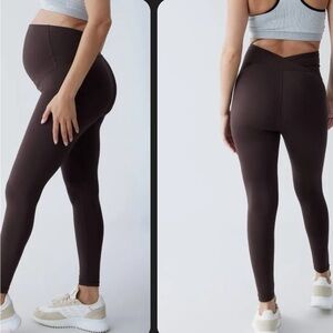 Ingrid and Isabel Maternity Leggings